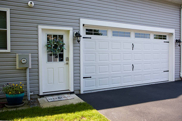 24/7 Emergency Garage Door Panel Replacement experts in Franklin Parish County, LA
